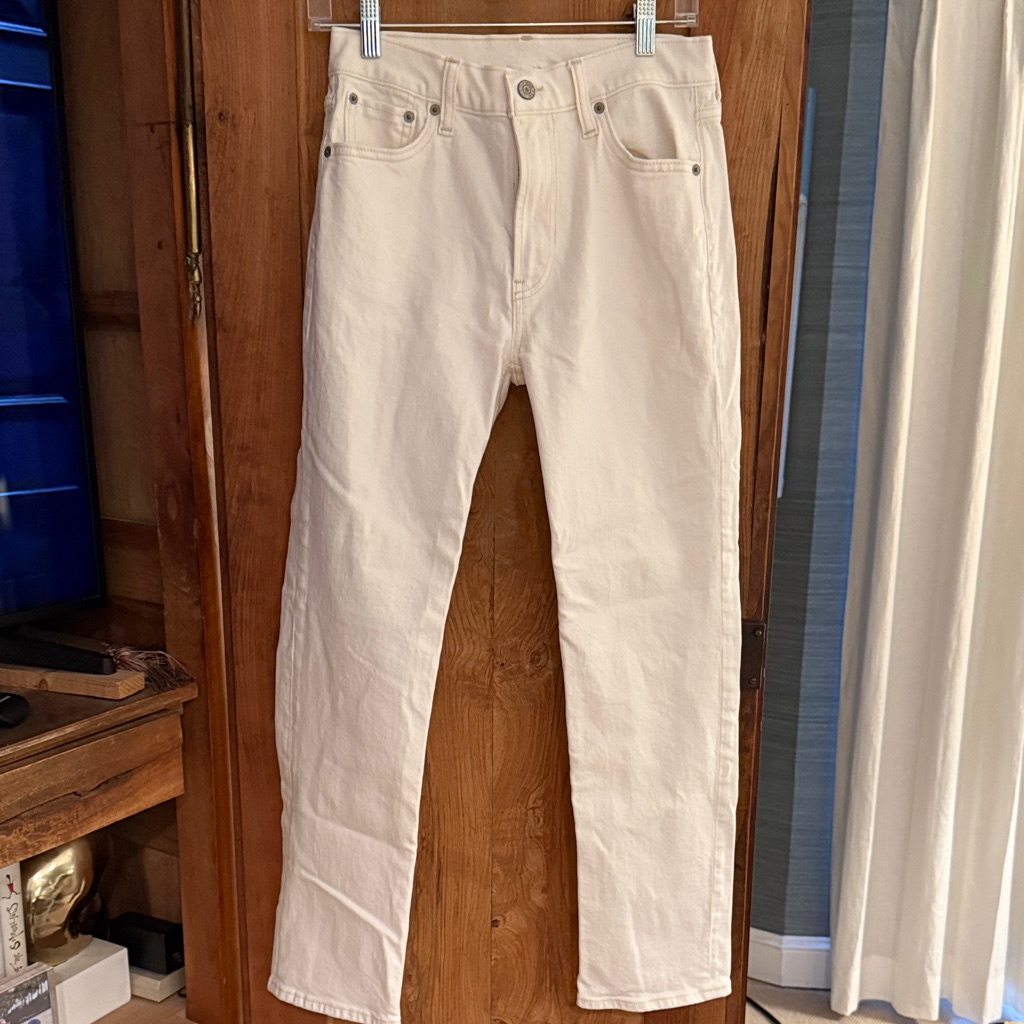 Gap Women’s Straight Cream Color Jeans